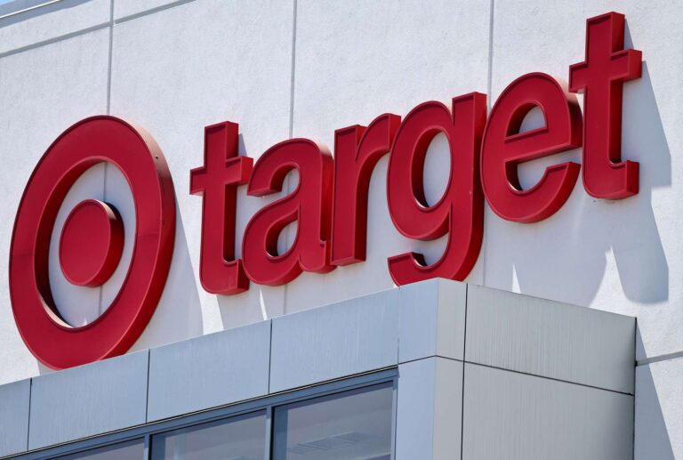 INV_Target_Store_GettyImages-2167669944-9d25ec5a5a2241dbbff94f07fa443a98